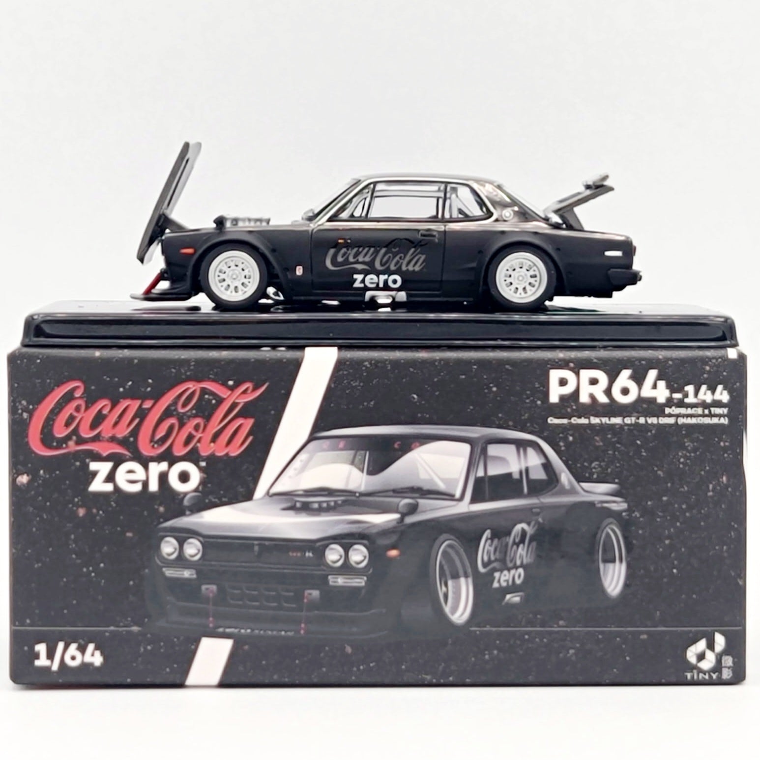 Pop Race Nissan Skyline GT-R V8 Drift Hakosuka - 1:64, Coca-Cola Zero (2025 Limited Edition)